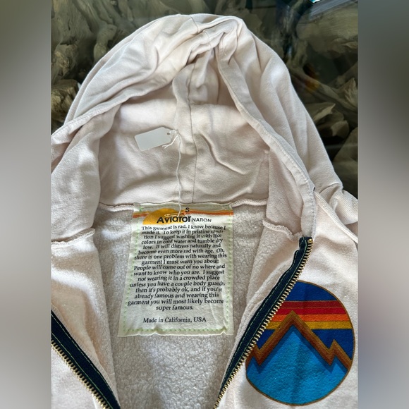 ‼️❤️‍🔥RARE❤️‍🔥‼️ 🎸AVIATOR NATION🎸ALL SEASONS HOODIE ✨Almond✨ Size Small✨ - Picture 10 of 16